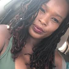 What resources are available for a single mom with two young children who  is homeless in Austin?