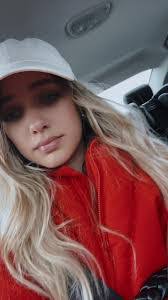 Georgina Davidson's Instagram, Twitter & Facebook