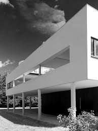 Villa Savoye Poissy Le Corbusier La Maison De Reve Modele Architecture Architecture Contemporaine Architecture Moderne