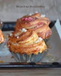 Brioches Feuilletees Au Sucre Ou Pralines Roses C Est Vous Qui Choisissez Alimentation Brioche Feuilletee Viennoiserie