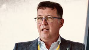 AUTOHAUS SommerAkademie 2021: Hüttenabend und digitaler Wandel