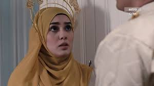 Malam tahlil suhaila balik is movie released on 2019 directed by rashid sibir, in languages bahasa melayu has a duration of minutes with a budget estimated at with a score on the imdb site for 0.0 and with a cast of actors uqasha senrose hisyam hamid wan maimunah. Malam Tahlil Suhaila Balik Telemovie Lakonan Hisyam Hamid Uqasha Senrose Kelimerah