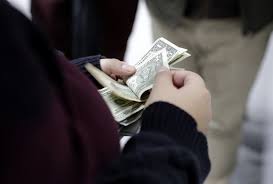 واستحوذت الصادرات المصرية على النصيب الأكبر من تدفقات العملة الصعبة، وبلغت قيمتها 248.5 مليار دولار، بنسبة 38.3% من إجمالي إيرادات النقد الأجنبي. Ø£ÙØ±ÙÙØ§ ÙÙØªØ±Ø­ Ø¨ØµØ±Ù Ø´ÙÙ ÙÙÙØªÙ 1000 Ø¯ÙÙØ§Ø± ÙÙÙ Ø£ÙØ±ÙÙÙ Ø´ÙØ±Ù Ø§ ÙÙÙØ¹ Ø§ÙØªØ´Ø§Ø± ÙÙØ±ÙØ³ ÙÙØ±ÙÙØ§ Cnn Arabic