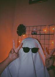 Catatan gambar bunga matahari hitam putih aneka tari nah itulah selengkapnya tentang gambar bunga sumber gambar : Ghost Aesthetic Fotografi Orang Hitam Dan Putih