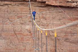 Watch the monster energy nascar cup series title race even if you're abroad. Nik Wallenda S Risky Stunt For Discovery Channel Points To Tv S Audience Troubles The New York Times