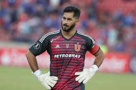 Durante la semana, johnny herrera, símbolo de universidad de chile y actualmente portero de everton de viña del mar, había disparado eso sí, ahora el experimentado cancerbero lo hizo para proponer a un arquero como futuro golero de la selección chilena: La Dura Critica De Johnny Herrera A Jugadores De La Roja