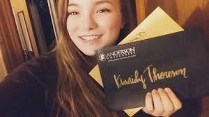 I have been waiting DAYS for the perfect time to post this. Everybody