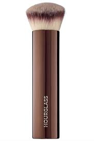 Easily connects to a standard garden hose. The 18 Best Foundation Brushes Of 2021