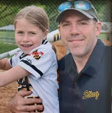 What are some tips for doing side hits or jumps in a posi posi stance