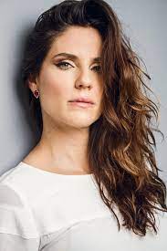 Malhação sonhos é a vigésima segunda temporada da série de televisão brasileira malhação, produzida pela tv globo e exibida de 14 de julho de 2014 a 14 de agosto de 2015. Rafaela Mandelli Movies Age Biography