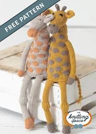 Put the cases in a muffin tin so they keep their shape (if using a plastic cupcake case you may not want to cut holes. Knit Giraffes From Noah S Ark Free Knitting Pattern Animal Knitting Patterns Rabbit Knitting Pattern Blanket Knitting Patterns
