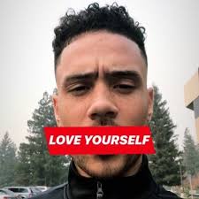 Jonathan Barros (@jbhollaatme)