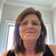 Joyce Whitehurst's Instagram, Twitter & Facebook