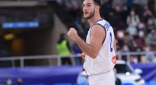 Gli azzurri si inginocchiano contro il razzismo. Basket I Convocati Dell Italia Tante Novita In Vista Del Preolimpico Ma La Rosa Cambiera Oa Sport