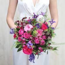 If you love lavender, your wedding is the perfect day to share it with your family and friends. Seasonal English Flowers For Summer Weddings The Real Flower Company Blog