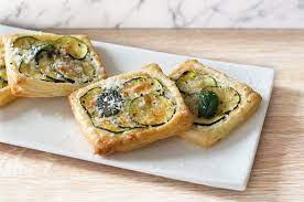 Courgette Parmesan Puff Pastry Tarts Recipe Michiel S Kitchen Recipe Puff Pastry Tart Tart Recipes Puff Pastry Filling