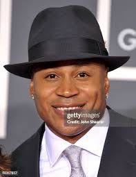 4.004 Guy Shearer Stock Photos, High-Res Pictures, and Images