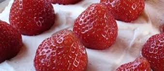 Torta Con Fragole E Panna La Ricetta Con Il Pan Di Spagna Gia Pronto