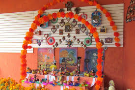 During the day of the dead celebration in oaxaca, you'll also see comparsas. How To Make A Day Of The Dead Altar