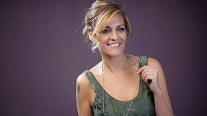 Nadia cocconcelli, moglie angelo sotgiu: Irene Grandi Chi E Eta Altezza Biografia Canzoni Marito Figli E Vita Privata Controcopertina Com