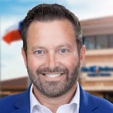 After graduating from the College of Business and Economics at Boise State  with my degree in Finance, I am thrilled to announce I will be furthering  my career at Bank of America