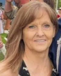 Karen Batchelor's Instagram, Twitter & Facebook