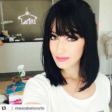 Therefore, women with oval faces can use both short, long, asymmetrical and symmetrical hairstyles. Best Short Hairstyle Ideas For Oval Faces