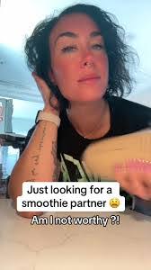 Desiree Browning's Instagram, Twitter & Facebook