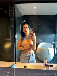 Sofiiiagomez Handbra Nude Boobs Teasing Latest Onlyfans Leaked Ppv Mirror  Selfie | Thothub.