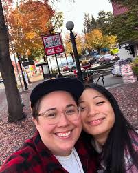The best of weekends with the best of folks. #thegorgeamphitheater  #thechicks #fishlake #lakewenatchee #fishinginthedark #signmeup  #summersohard