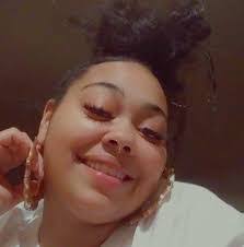 Terri Dunmire's Instagram, Twitter & Facebook