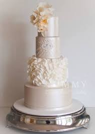 Beautiful And Sophisticated Wedding Cake Wedding Cake Inspiration Wedding Cake Toppers Wedding Cakes
