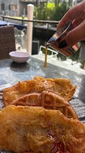 Brunch with a view at @casasensei ! ☀️🥂 Started with bottomless mimosas (a  must!), then dove into a feast Argentinian beef empanadas, General Tso’s  chicken, togarashi fried chicken & waffles, and ...