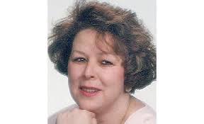 Rita Rutherford's Instagram, Twitter & Facebook