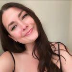 Amber Lafreniere's Instagram, Twitter & Facebook