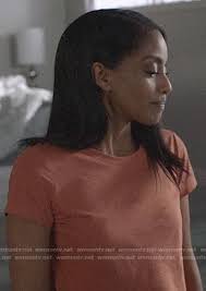 WornOnTV: Kelly's orange t-shirt