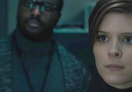 BATMAN BEYOND: THE COMPLETE SERIES” Limited Edition Compilation DVD Set  Coming NOV. 23