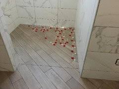 Again, they can also be laid in a checkerboard pattern or with alternating grain. Diagonal Or Straight Line Layout Of Floor Tiles