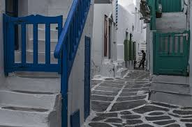 Mykonos welcomes first tourists as greece reopens to travellers! From Mecca To Ghost Town Mykonos Awaits Tourism Relief News The Jakarta Post