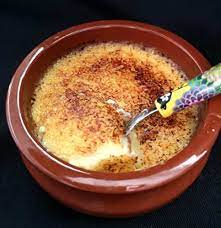 Its delicate fondant and smooth texture is even more present after having been put in the oven. Cremes Brulees De Cyril Lignac Aux Delices D Aline De Aux Delices D Aline Et Ses Recettes De Cuisine Similaires Recettesmania