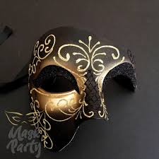 Black And Gold Masquerade Mask Masquerade Phantom Of The Opera Glitter Black Gold In 2020 Gold Mask Black Gold Gold Phantom