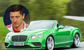 2020 panini select uefa euro robert lewandowski auto autograph card gold. Robert Lewandowski Kauft Bentley Autozeitung De