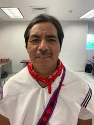 The inspiring story of Julio de la Cruz, a shaman in the indigenous Huichol  community, who lives isolated in the mountains of Jalisco in Mexico. Jose  almost blind walked with his son