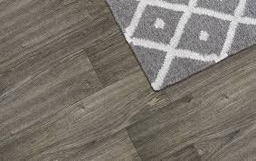 Wood look porcelain tiles are one of the most attractive flooring options and the best alternative to hardwood floors and engineered hardwood. Porcelain Wood Look Tile Vs Real Wood Floors Coles Fine Flooring