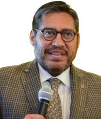 Luis Armando González Placencia