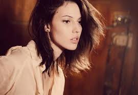 Kukkik ♡의 a girl short hair ✁에서 이 핀을 비롯한 여러 핀을 찾으세요. For The Girls Who Yearn For Shorter Hair