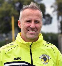 Weitere Themen: Neuer Coach, Hermann Auclair, Badewannenrennen