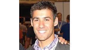 Aroddy Morejon's Instagram, Twitter & Facebook