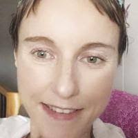 Stephanie Mcardle's Instagram, Twitter & Facebook