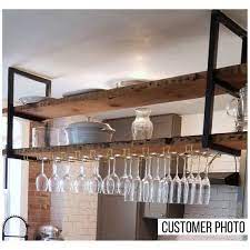 Industrial grade metal sheeting has been used to create. Deckenmontierte Schwimmende Regalhalterungen In Schwarz Etsy Decoracao Cozinha Industrial Decoracao Cozinha Decoracao Cozinha Americana